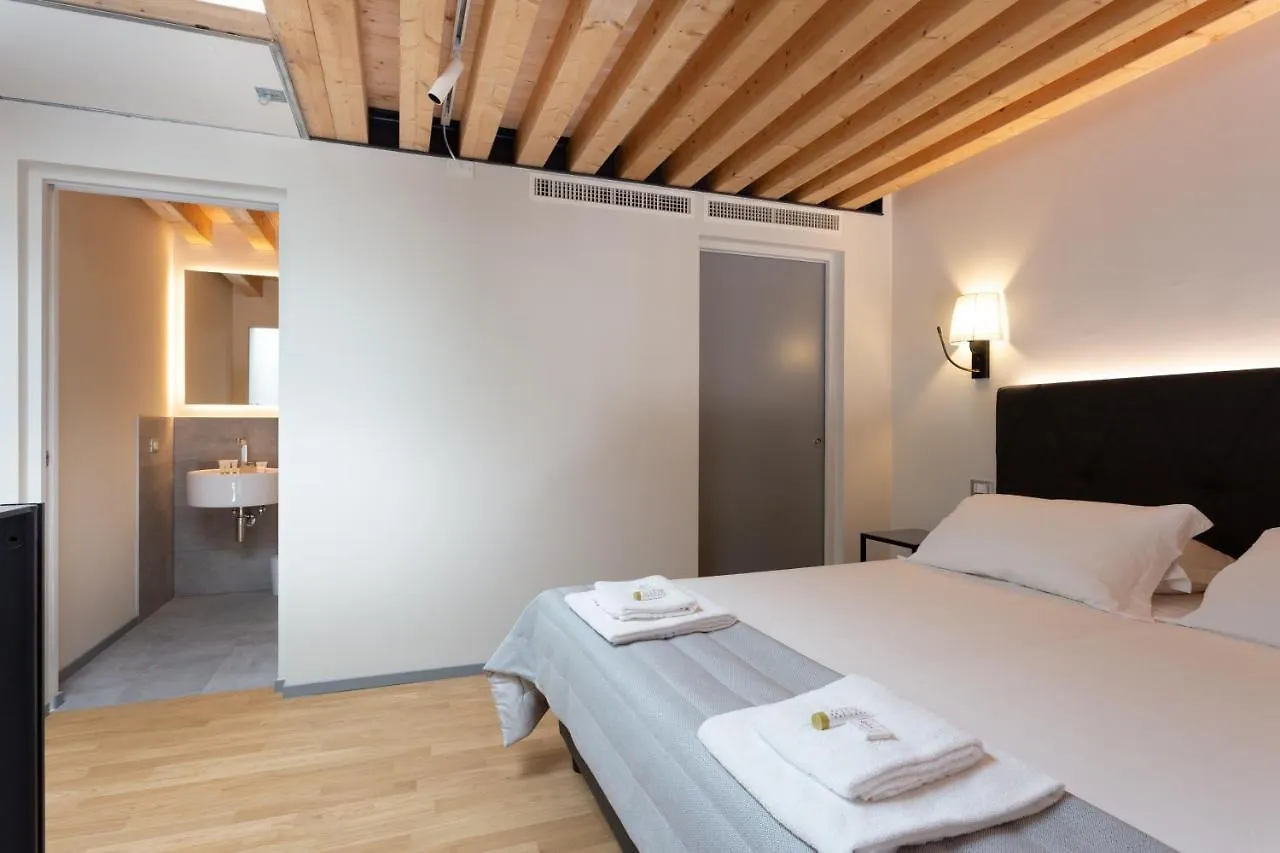 Residence 8 Loft Venice Apartment