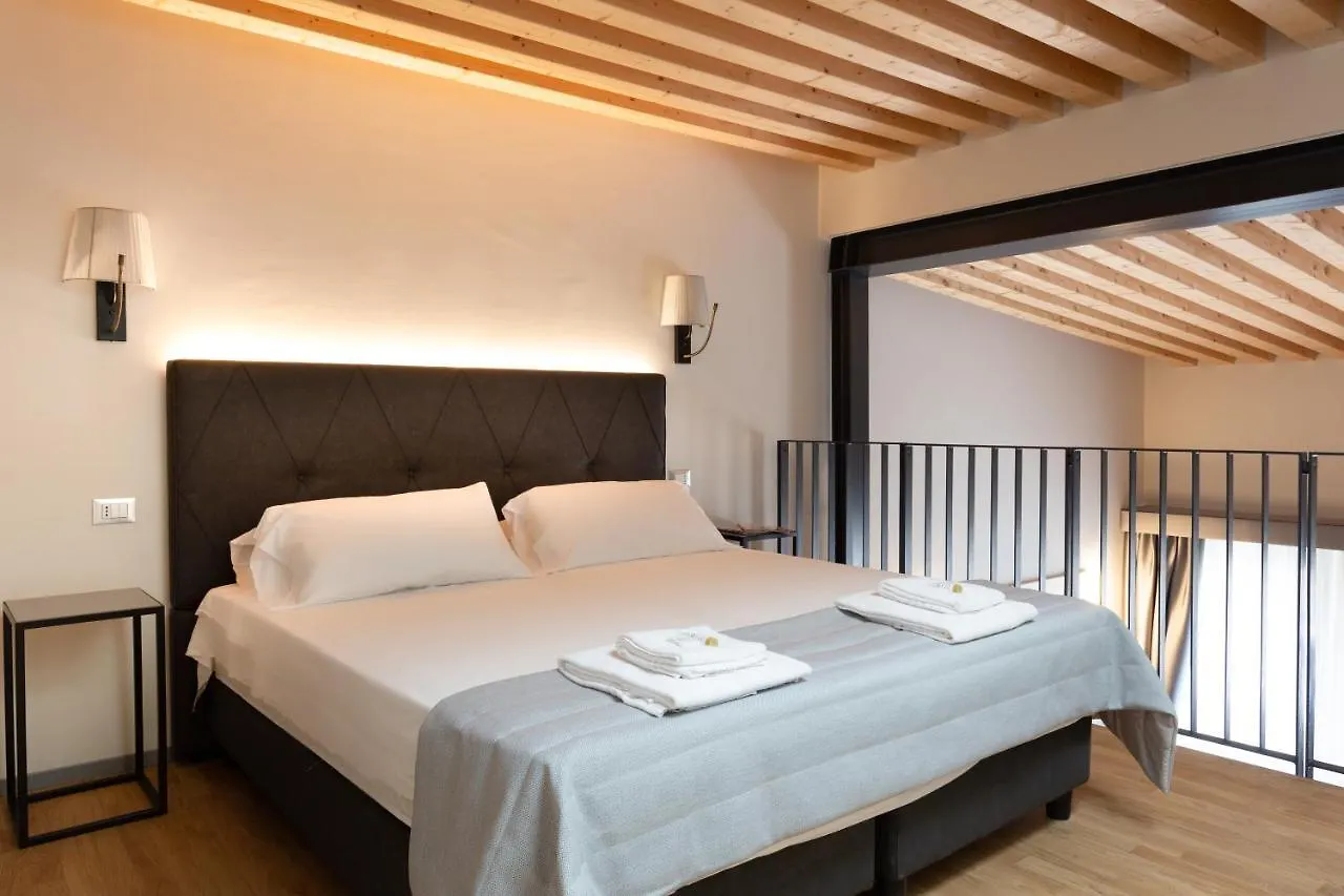 Residence 8 Loft Venice Apartment