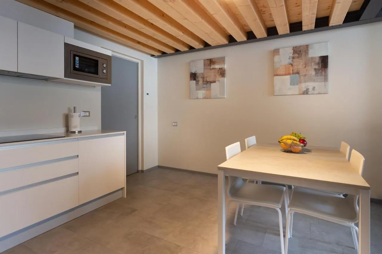 Residence 8 Loft Venice Apartment