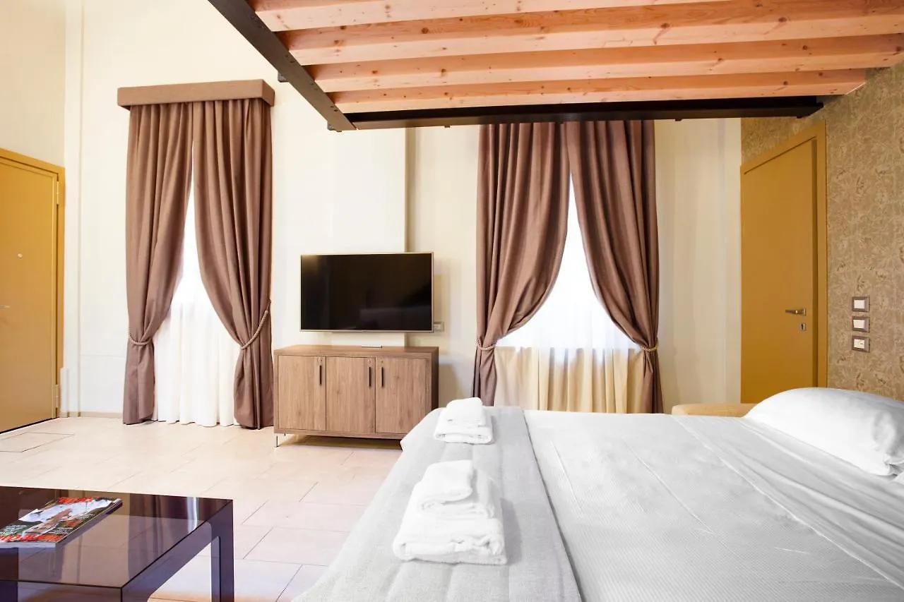 Residence 8 Loft Venice Apartment